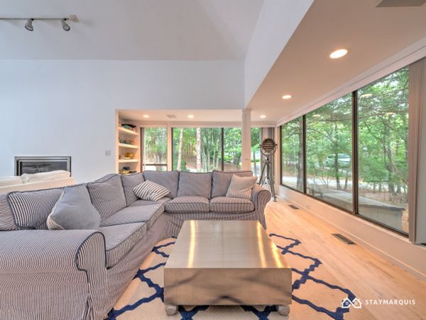 Hamptons Home 1020760