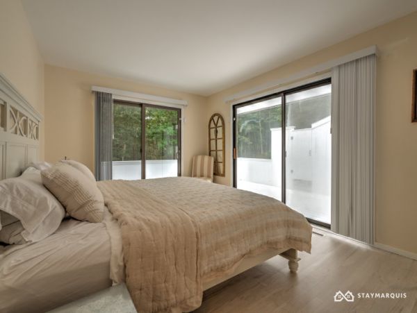 Hamptons Home 1020760
