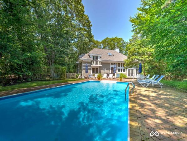 Hamptons Home 1020761