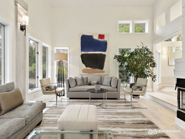 Hamptons Home 1020761