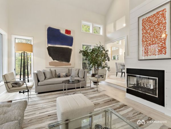 Hamptons Home 1020761