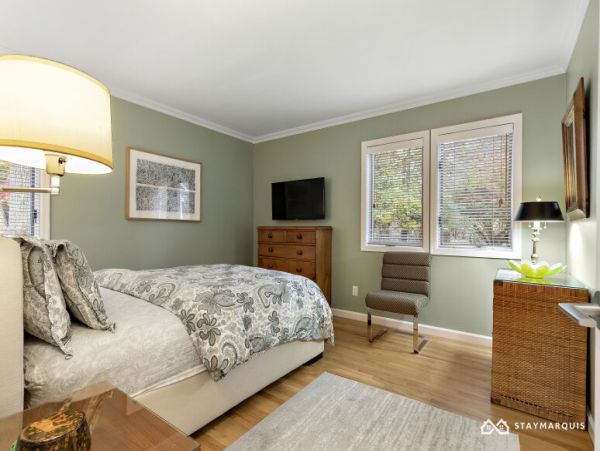 Hamptons Home 1020761