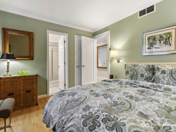 Hamptons Home 1020761