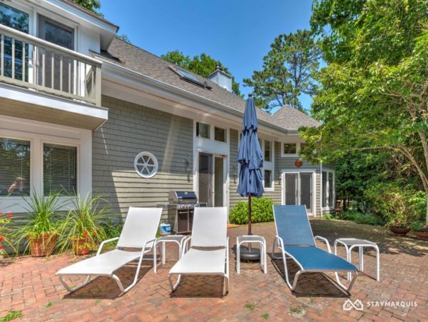 Hamptons Home 1020761