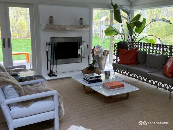 Hamptons Home 1020762