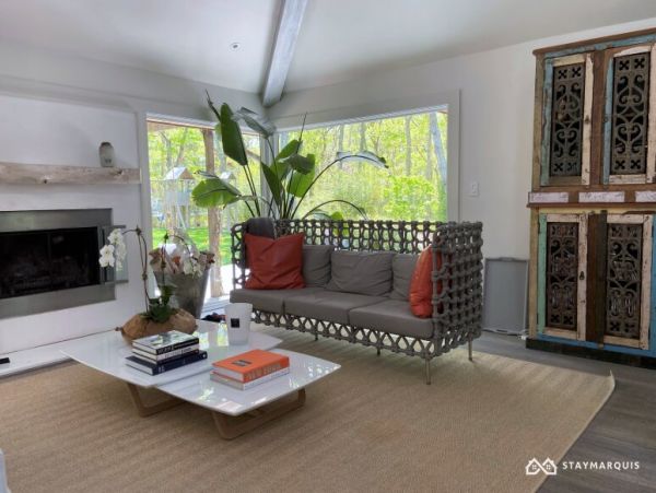 Hamptons Home 1020762