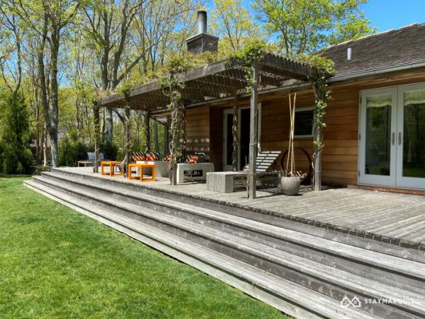 Hamptons Home 1020762
