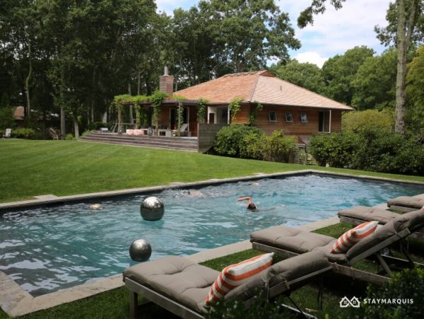 Hamptons Home 1020762