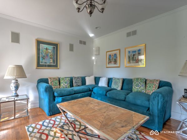 Hamptons Home 1020763