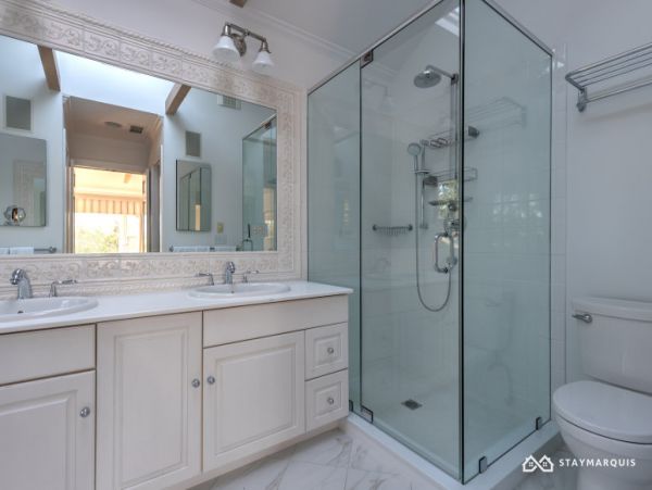Hamptons Home 1020763
