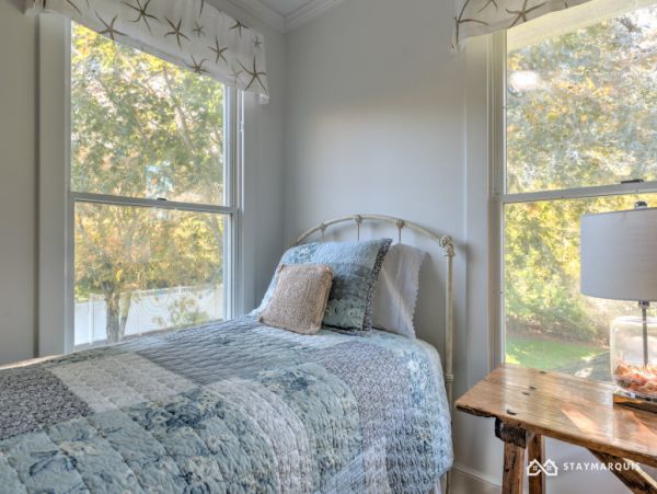 Hamptons Home 1020763