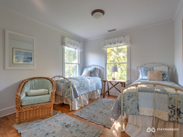 Hamptons Home 1020763