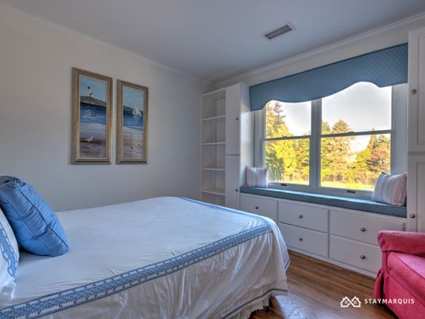 Hamptons Home 1020763