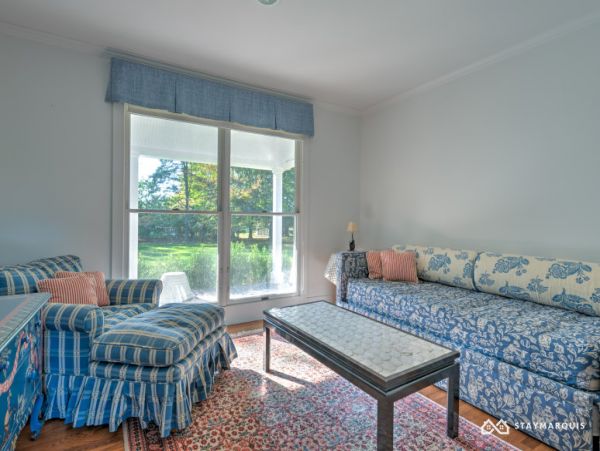 Hamptons Home 1020763