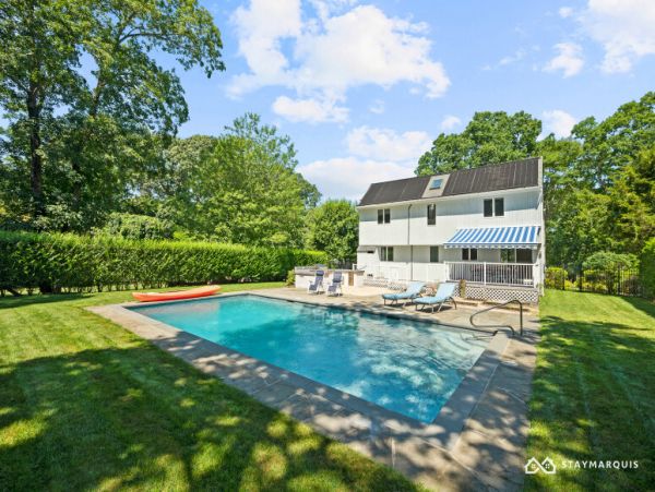 Hamptons Home 1020764