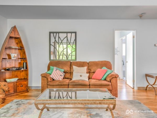 Hamptons Home 1020766