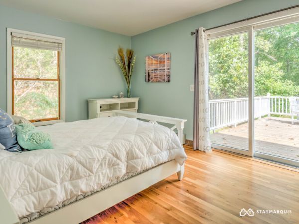 Hamptons Home 1020766