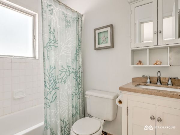 Hamptons Home 1020766
