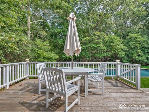 Hamptons Home 1020766