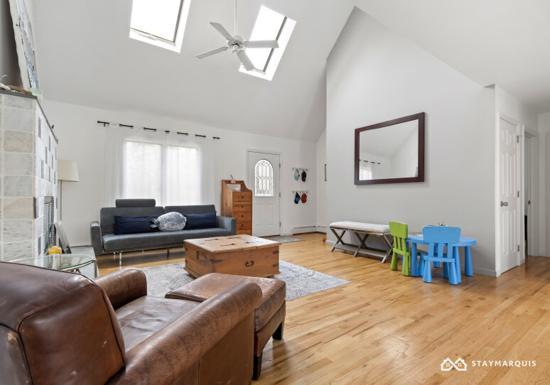 Hamptons Home 1020767