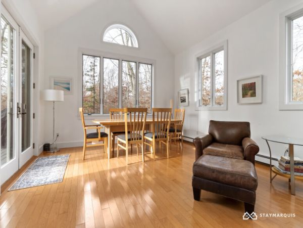 Hamptons Home 1020767