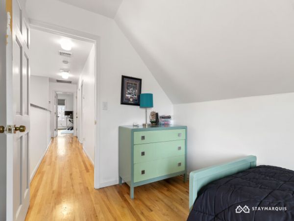 Hamptons Home 1020767