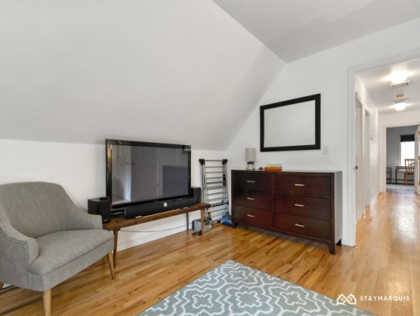 Hamptons Home 1020767