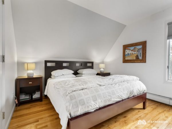 Hamptons Home 1020767