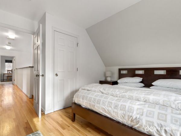 Hamptons Home 1020767