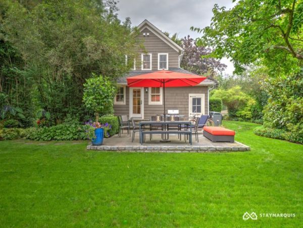 Hamptons Home 1020768