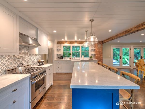 Hamptons Home 1020768
