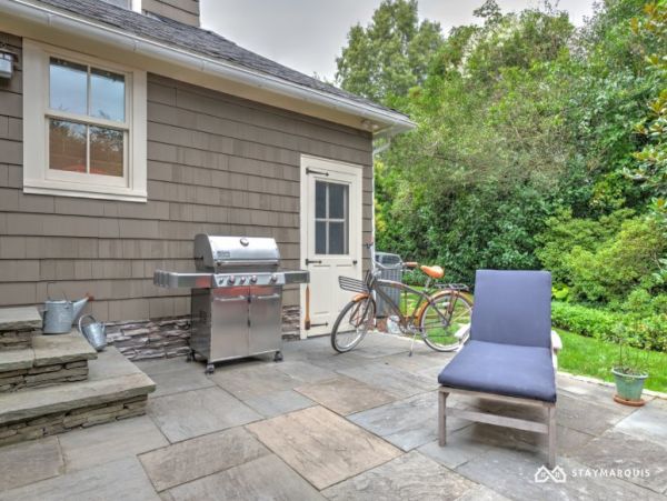Hamptons Home 1020768
