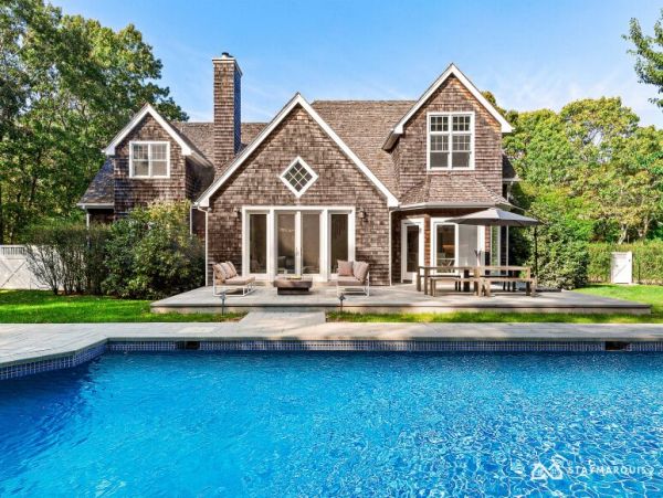Hamptons Home 1020769