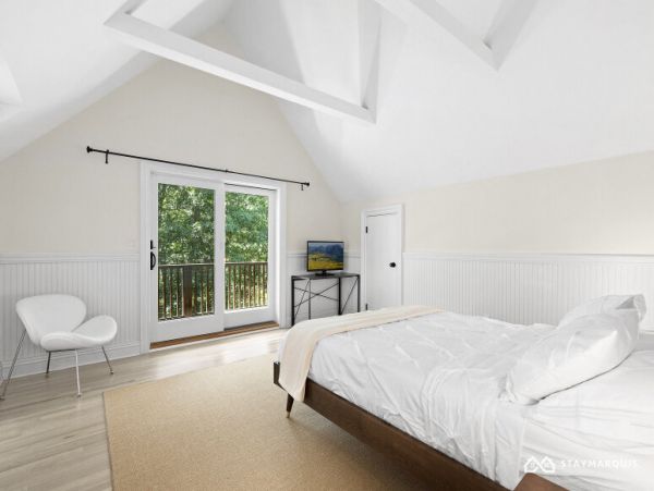 Hamptons Home 1020769