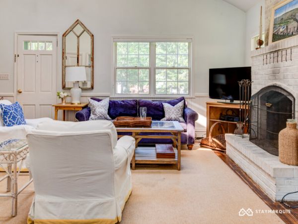 Hamptons Home 1020770
