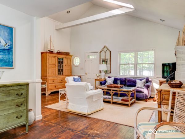 Hamptons Home 1020770