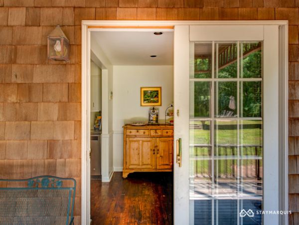 Hamptons Home 1020770