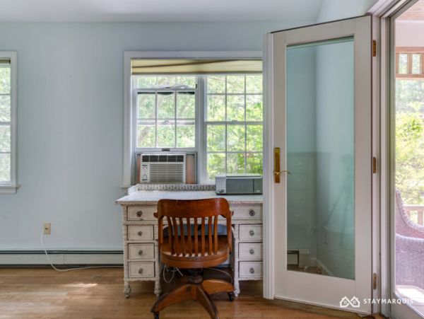 Hamptons Home 1020770