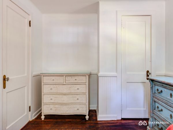 Hamptons Home 1020770