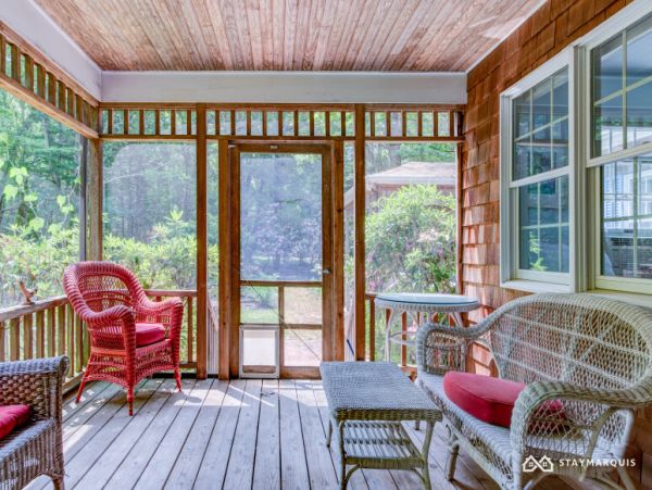 Hamptons Home 1020770