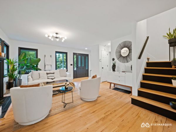 Hamptons Home 1020771