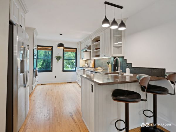 Hamptons Home 1020771