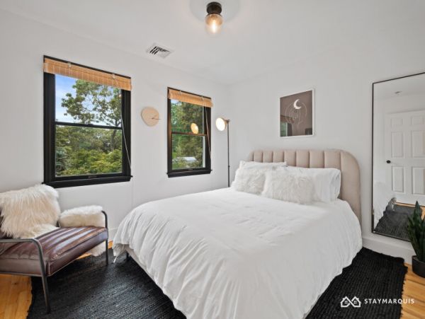 Hamptons Home 1020771