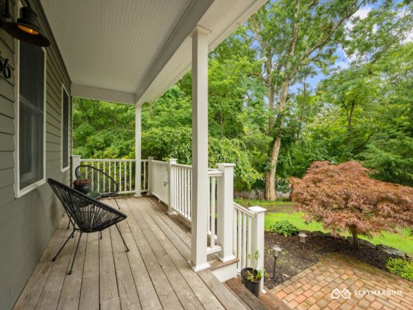 Hamptons Home 1020771