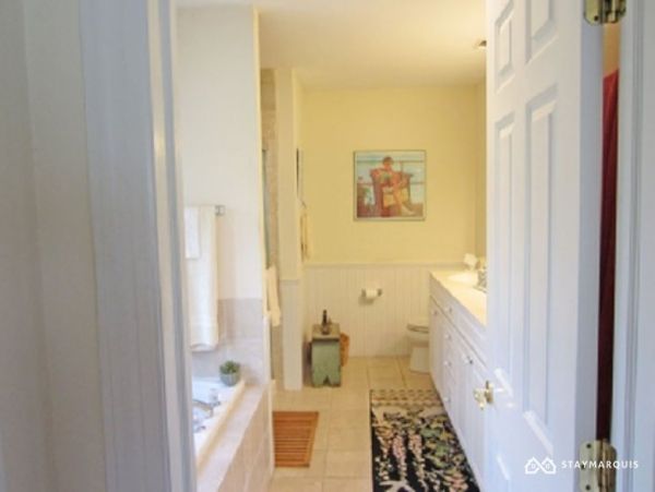 Hamptons Home 1020772