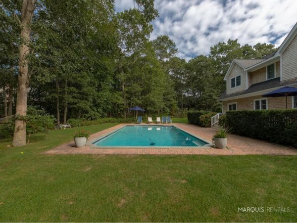 Hamptons Home 1020775