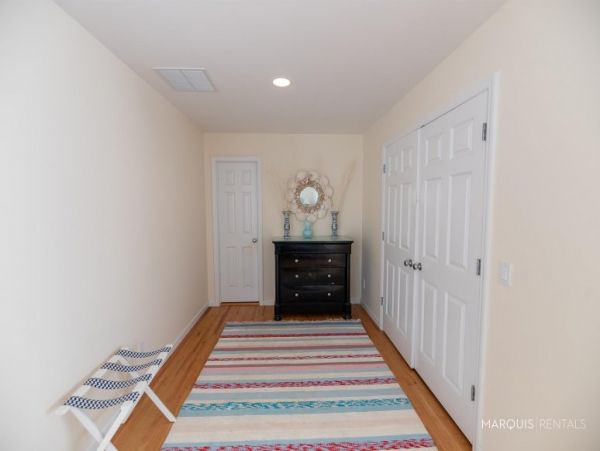 Hamptons Home 1020775