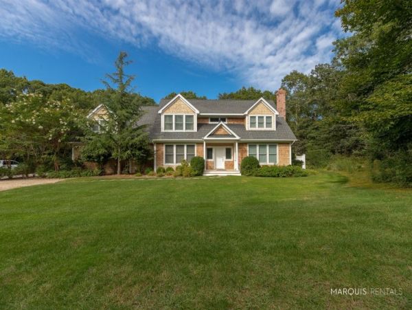 Hamptons Home 1020775