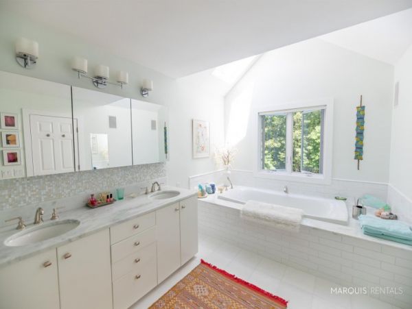 Hamptons Home 1020776