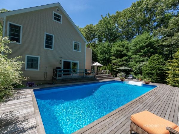 Hamptons Home 1020776